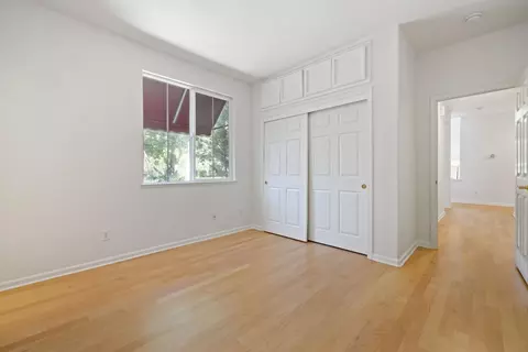 Bedroom - 5501 Cowell Blvd, Davis, CA 95618 photo 7 of 9