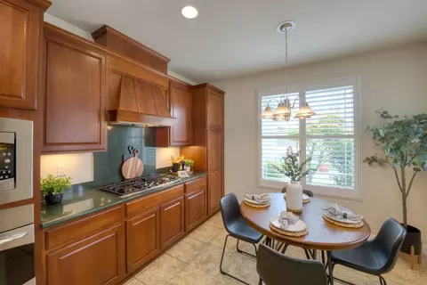 2325 Shadow Berry Dr, Manteca, CA 95336 photo 10