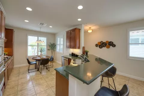 2325 Shadow Berry Dr, Manteca, CA 95336 photo 9