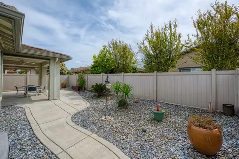 2325 Shadow Berry Dr, Manteca, CA 95336 photo 26