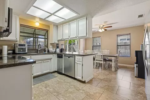 1908 Nutmeg Ct, Modesto, CA 95350 photo 25