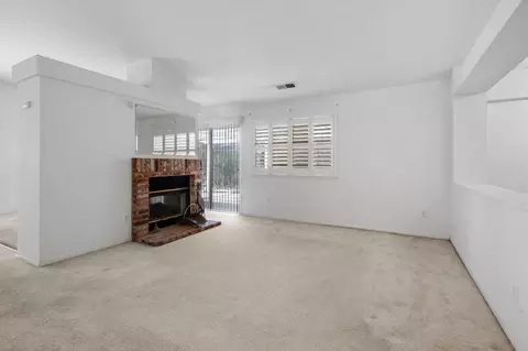 Living - 14081 Chantilly Ct, Lathrop, CA 95330 photo 3 of 9