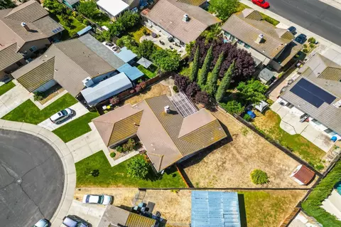 View/Area - 14081 Chantilly Ct, Lathrop, CA 95330 photo 8 of 14