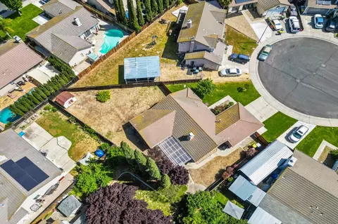 View/Area - 14081 Chantilly Ct, Lathrop, CA 95330 photo 7 of 14