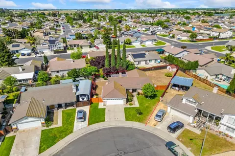 View/Area - 14081 Chantilly Ct, Lathrop, CA 95330 photo 9 of 14
