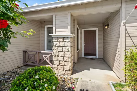 Exterior - 14081 Chantilly Ct, Lathrop, CA 95330 photo 3 of 8