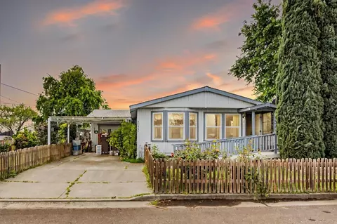 26775 Plainfield St, Esparto, CA 95627 photo 1