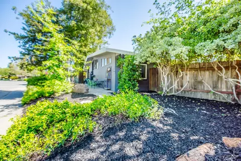 Exterior - 2818 Anza Ave, Davis, CA 95616 photo 8 of 23