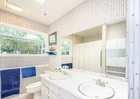 Bath - 2818 Anza Ave, Davis, CA 95616 photo 6 of 7