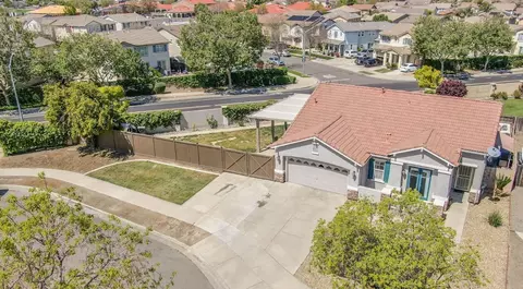 3779 Belleza Ct, Ceres, CA 95307 photo 2