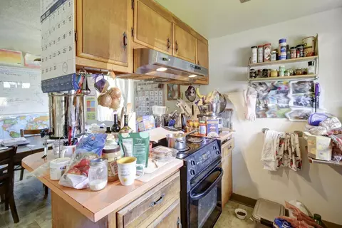 Kitchen - 5335 Gibbons Dr, Carmichael, CA 95608 photo 7 of 7