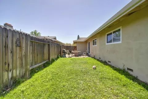 Exterior - 5335 Gibbons Dr, Carmichael, CA 95608 photo 16 of 16