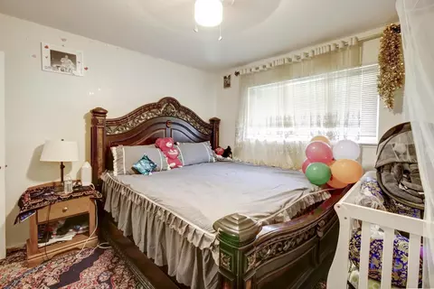 Bedroom - 5335 Gibbons Dr, Carmichael, CA 95608 photo 2 of 4