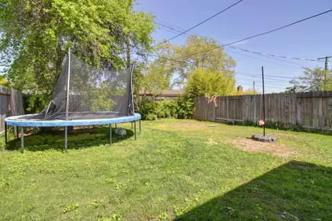 Exterior - 5335 Gibbons Dr, Carmichael, CA 95608 photo 13 of 16