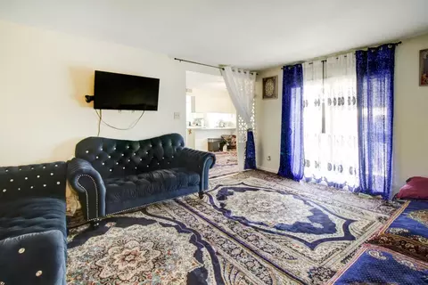 Living - 5335 Gibbons Dr, Carmichael, CA 95608 photo 3 of 8