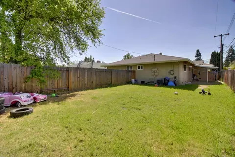 Exterior - 5335 Gibbons Dr, Carmichael, CA 95608 photo 6 of 16