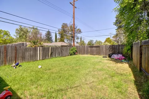 Exterior - 5335 Gibbons Dr, Carmichael, CA 95608 photo 4 of 16