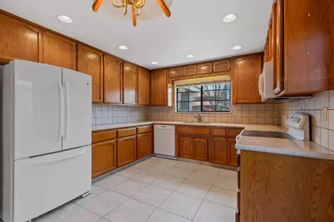 2529 Alexia Way, Modesto, CA 95355 photo 4