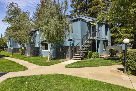 3591 Quail Lakes Dr #197, Stockton, CA 95207
