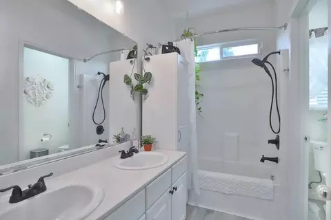 Bath - 10770 Westerly Dr, Mather, CA 95655 photo 4 of 5