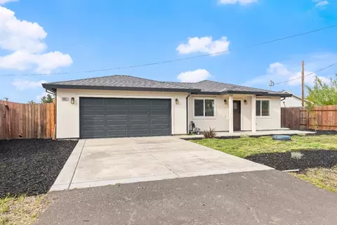 Exterior - 1687 10th Ave, Olivehurst, CA 95961 photo 2 of 7