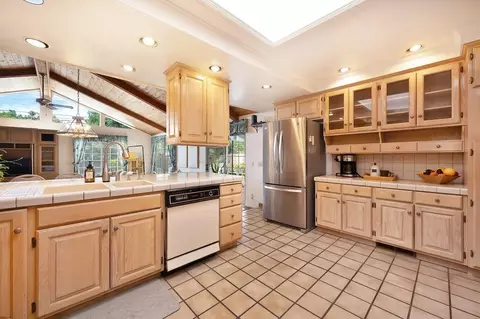 5056 San Marque Cir, Carmichael, CA 95608 photo 17