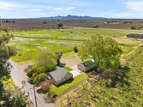 747 Meyers Ave, Gridley, CA 95948 photo 1
