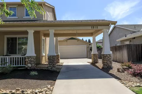 1908 Legend Dr, Modesto, CA 95357 photo 4