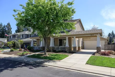 1908 Legend Dr, Modesto, CA 95357 photo 3