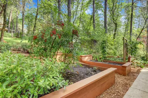 Exterior - 11244 Edward Dr, Grass Valley, CA 95949 photo 13 of 24