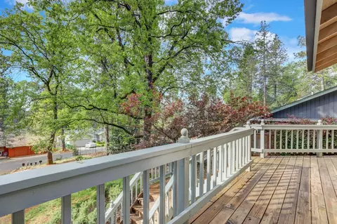 Exterior - 11244 Edward Dr, Grass Valley, CA 95949 photo 4 of 24