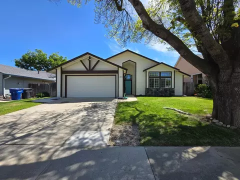 532 Westfield Pl, Patterson, CA 95363 photo 2
