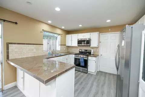 2821 Sand Stone St, Modesto, CA 95355 photo 10