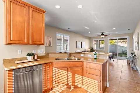 Kitchen - 2327 Pepper Tree Ln, Manteca, CA 95336 photo 3 of 3