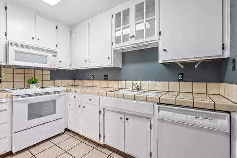 1408 Prospect Ln, Modesto, CA 95355 photo 14