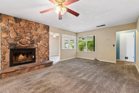 1408 Prospect Ln, Modesto, CA 95355 photo 17