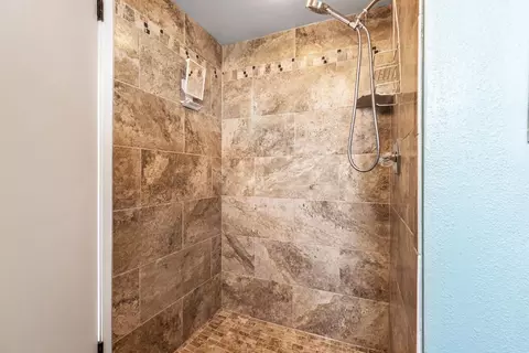 1408 Prospect Ln, Modesto, CA 95355 photo 25
