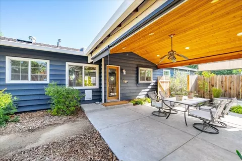 Exterior - 5324 Ridgefield Ave, Carmichael, CA 95608 photo 4 of 16
