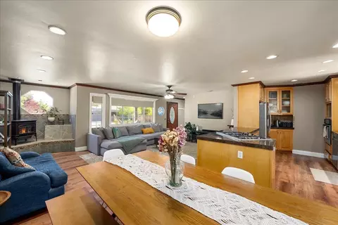 Dining - 5324 Ridgefield Ave, Carmichael, CA 95608 photo 1 of 1