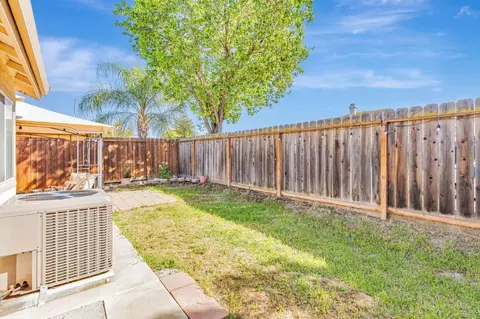 372 Charlemagne Ct, Tracy, CA 95376 photo 25