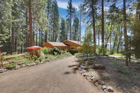 17077 Cruzon Grade Rd, Nevada City, CA 95959