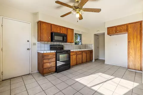1447 Edith Dr, Gustine, CA 95322 photo 12