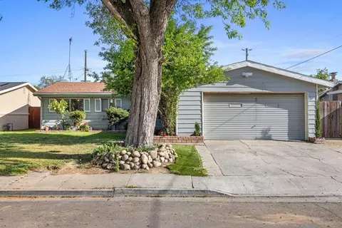 1447 Edith Dr, Gustine, CA 95322 photo 3