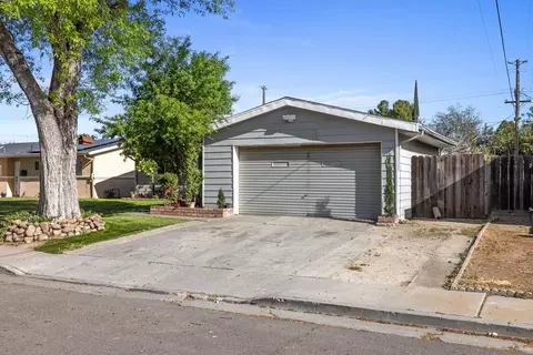 1447 Edith Dr, Gustine, CA 95322 photo 4