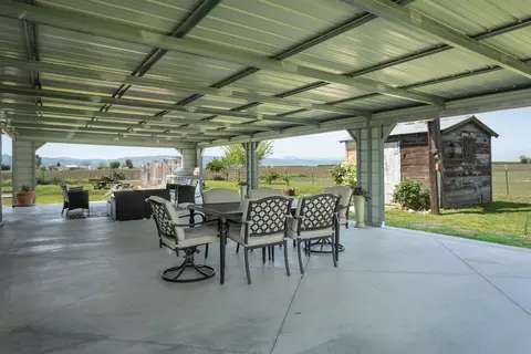 Exterior - 5621 Hankins Rd, Williams, CA 95987 photo 12 of 23