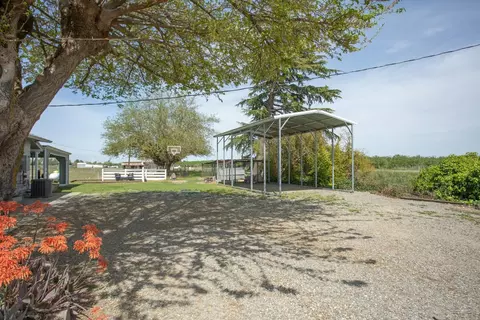Exterior - 5621 Hankins Rd, Williams, CA 95987 photo 8 of 23