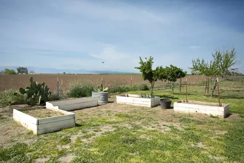 Exterior - 5621 Hankins Rd, Williams, CA 95987 photo 18 of 23