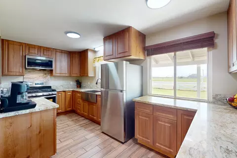 Kitchen - 5621 Hankins Rd, Williams, CA 95987 photo 3 of 3