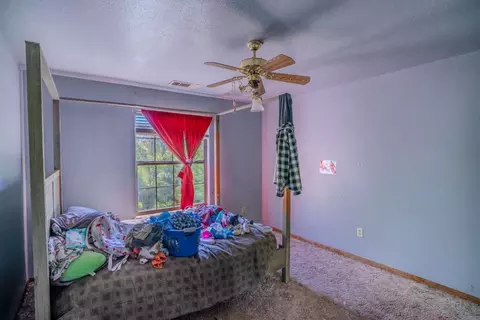 Bedroom - 1117 E Tulare Ave, Visalia, CA 93292 photo 1 of 3