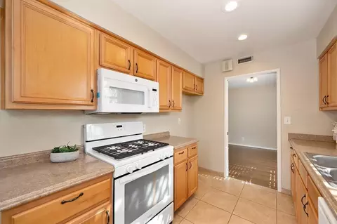 5937 Ashworth Way, Carmichael, CA 95608 photo 14